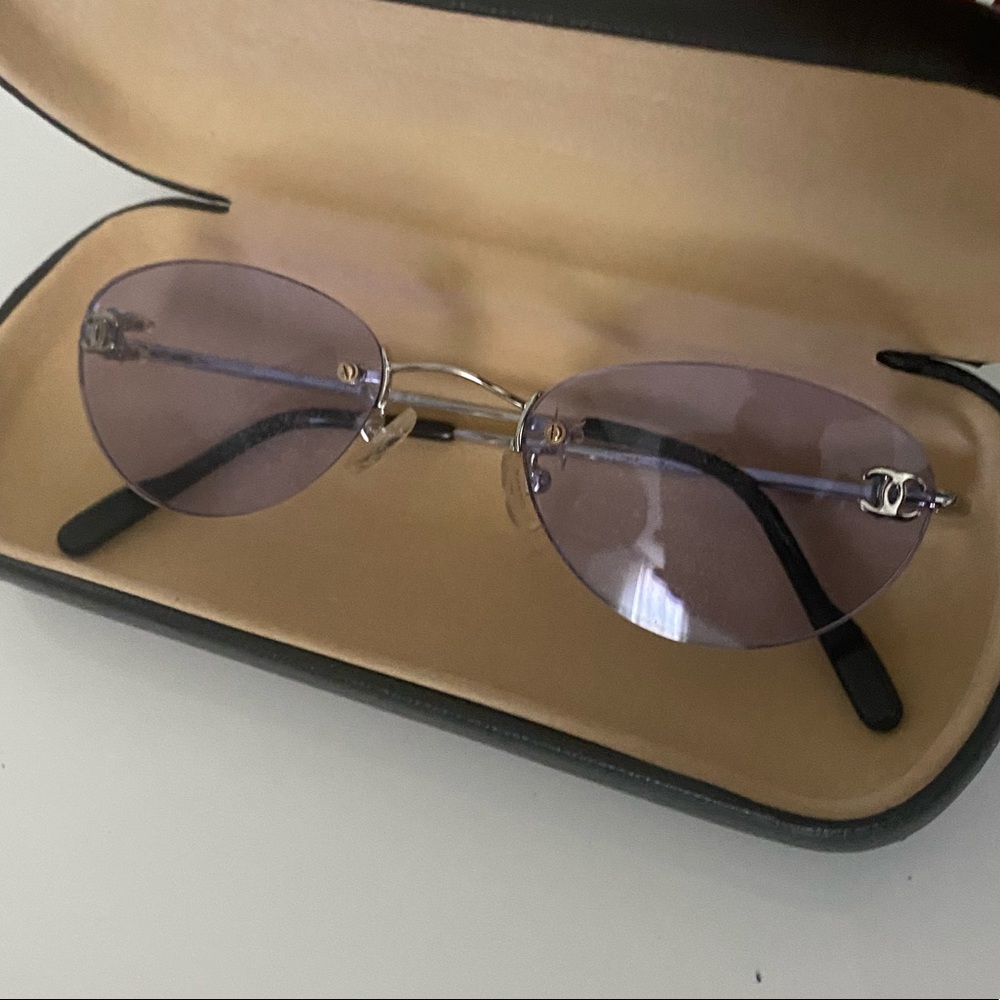 violet Chanel Sunglasses good conidtion